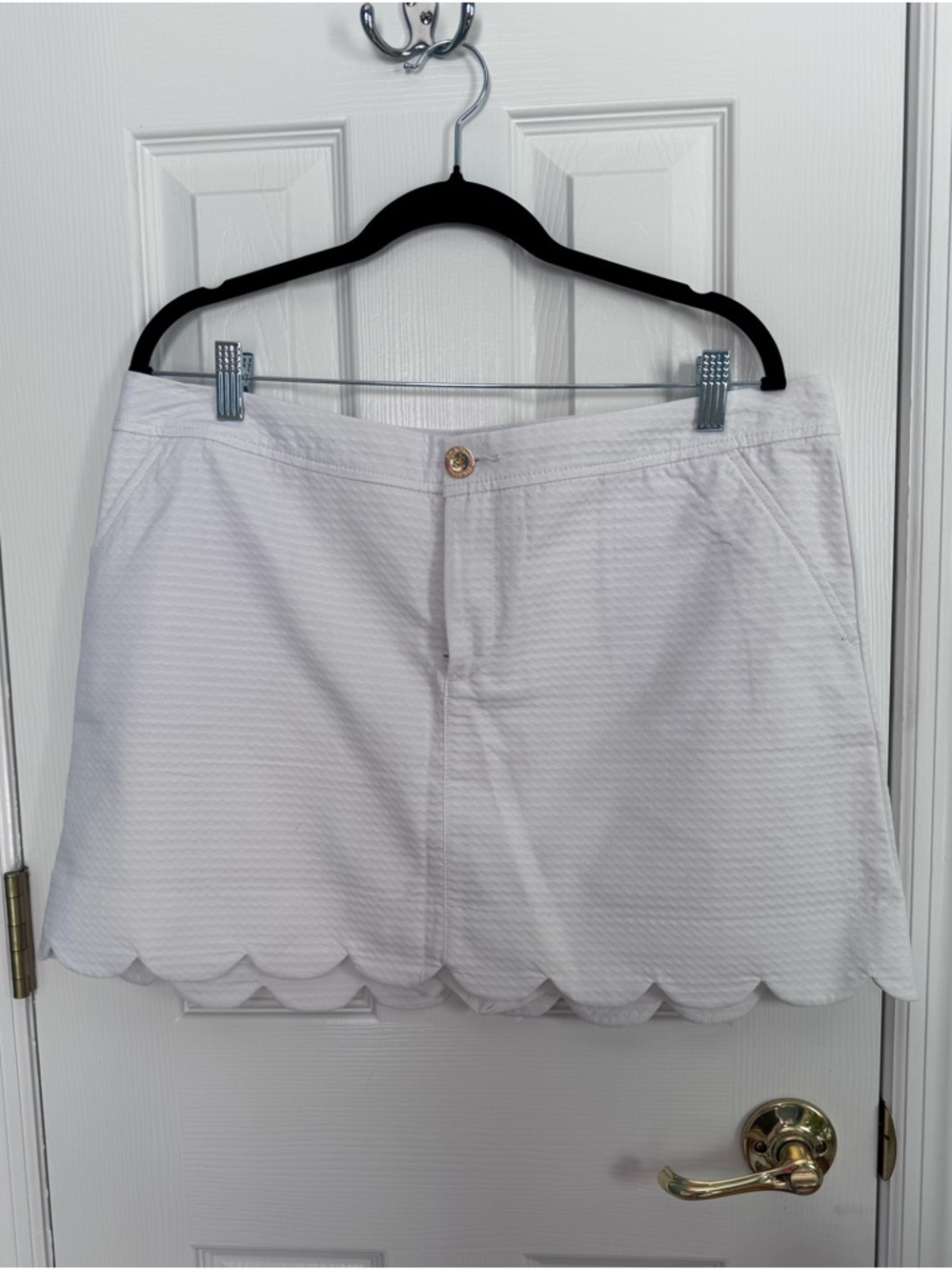 Lilly Pulitzer White Scalloped Hem Skirt